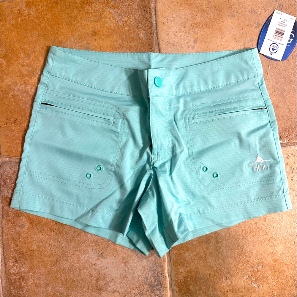 Women's 5Fin Short Shorts. Mint green. Size 4. New With Tags.